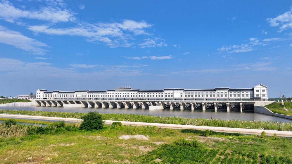 共双茶垸分洪闸实景图